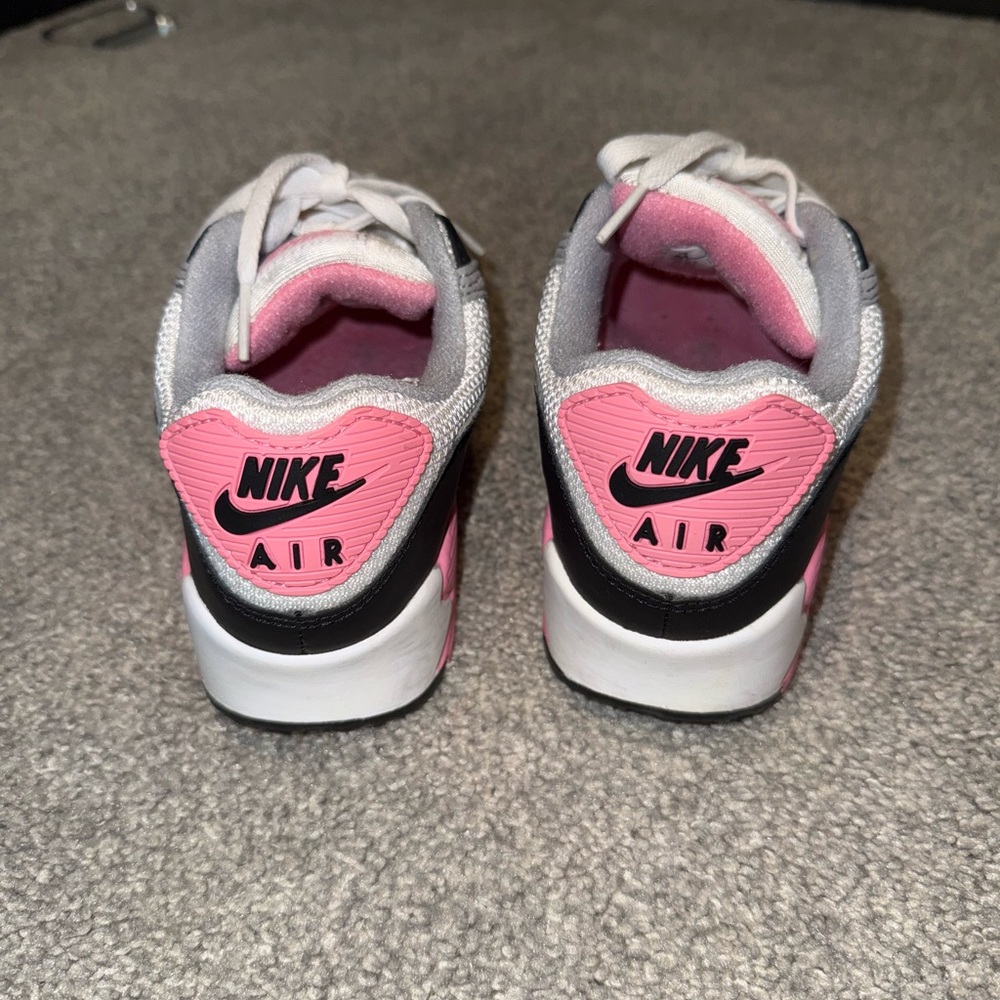 Nike Women’s Sneakers - Pink and Black